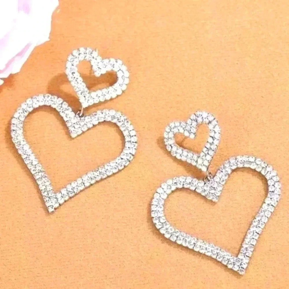 925 Jewelry - Stunning Heart Shaped 925 Silver Hoop Earrings Fashion Women's Jewelry Gift